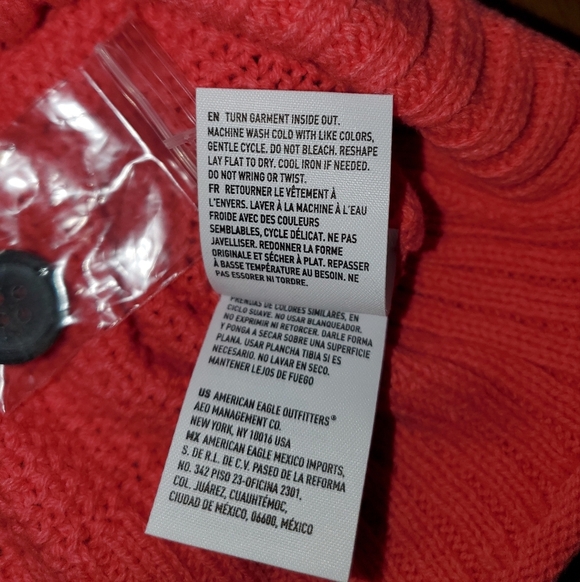 American Eagle Outfitters Coral Sweater NWT - Picture 6 of 11